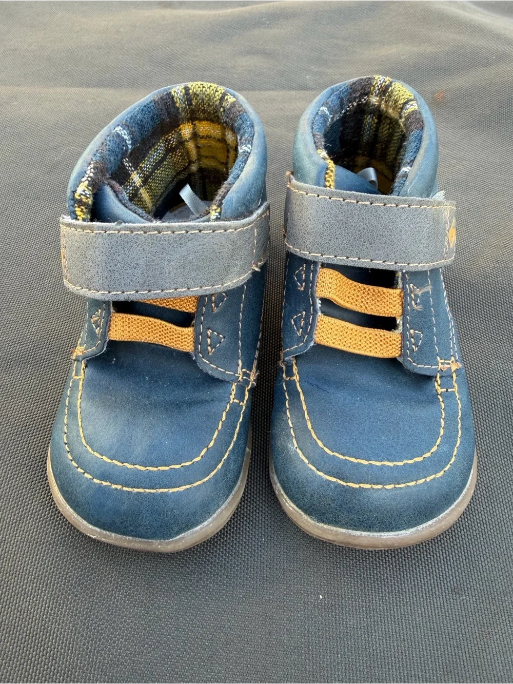 See Kai Run Basics Gibson Fashion Boots Navy with Gold Trim Toddler Size 6